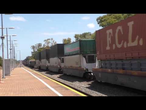 Pacific National 5MP5 passing Parafield Gardens 11/12/15