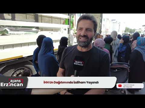 İHH Un Dağıtımında İzdiham Yaşandı