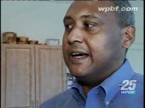 Autistic Boy's Father Talks About Olive Garden Attack