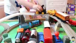 Jacob shows us the Stephen "The Rocket" TrackMaster Train - Kinder Playtime