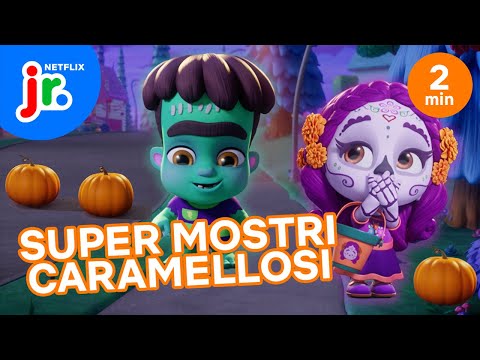 FACCIAMO DOLCETTO O SCHERZETTO CON I SUPER MOSTRI 🍬Super Mostri | Netflix Junior Italia