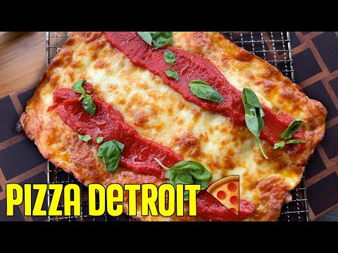 Ho FATTO la FAMOSISSIMA PEPPERONI PIZZA , TOP o FLOP?! 🍕