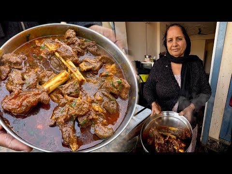 दबंग पंजाबन सरोज रानी बनाती Cooker Meat रोज़ाना चिकन मटन अंडा फिश। BEST NON-VEG HIDDEN GEM IN JAIPUR