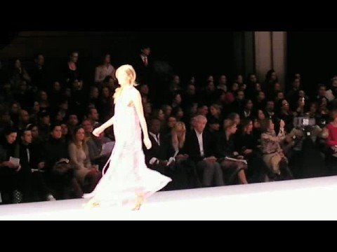 Paris Fashion Week S/S 2009 // Léonard // More from the Runway