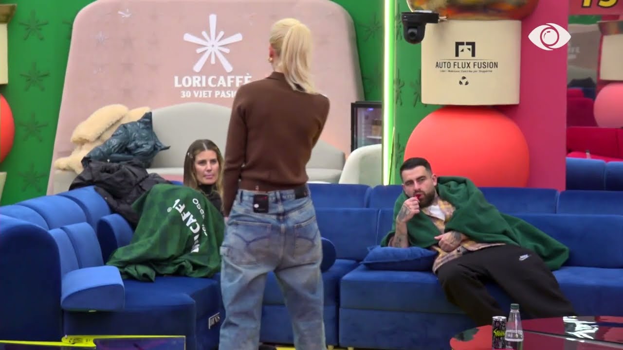 “Hajde studiojmë zonat”/ Valbona bisedon me Loredanën për kurorën: Po na bëjnë lojëra