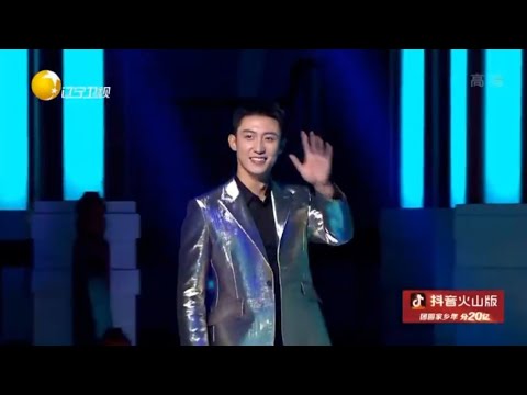 Johnny Huang Jing Yu - I Want to Find You (performance)