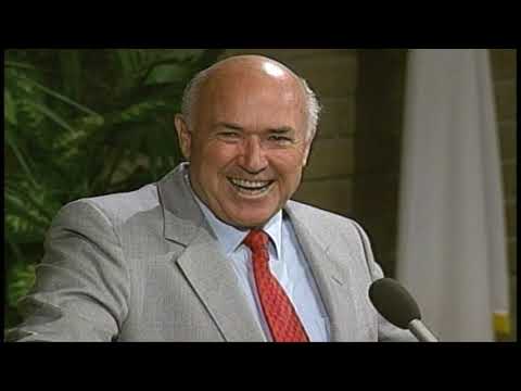 Pastor Chuck Smith -- Nahum Chapters 1- 3  1993  HD