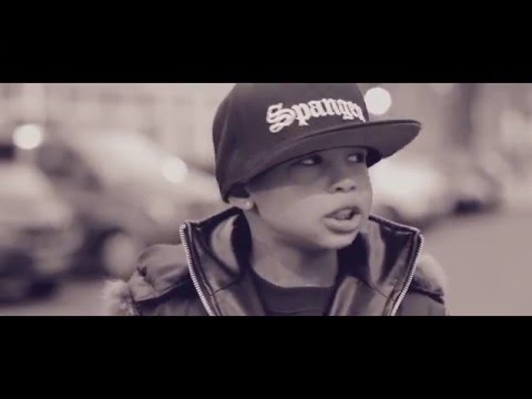 Xcentriek - Ik ben geen kleine jongen.