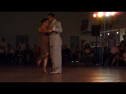 Frank Obregón y Jenny Gil en Francia - Mi Dolor Juan D'Arienzo - Osvaldo Ramos