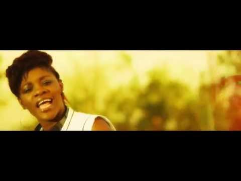 STILL AWAX ft KOBA, TINA - Exprime ton ndoss