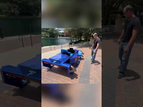 This jet-powered manned VTOL gets to 200 mph