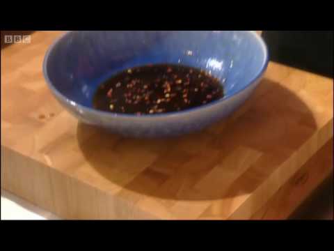 Steamed soy chicken with Oriental Vegetables - Ainsley Gourmet Express - BBC