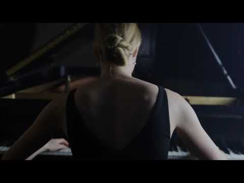 Fantaisie #2 Swansong by composer/pianist Danaë Xanthe Vlasse, featuring ballerina Aitana Jordan.