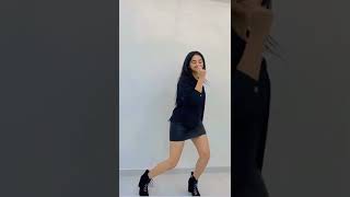Download lagu helly shah dance video mp3