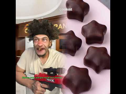 Kid helps out H0meless guy💀🤣#funnyvideo #comedy #funnyskits