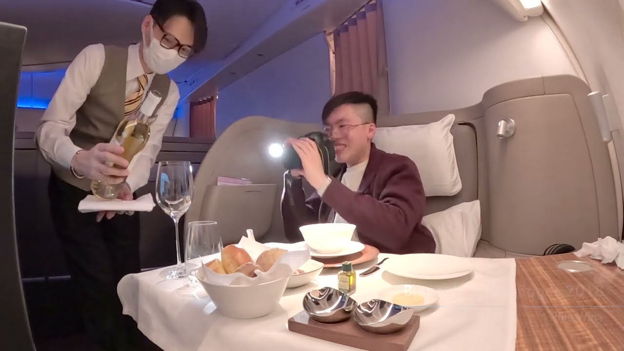 Cathay Pacific First Class Lounge
