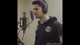 Sidharth Malhotra & His Singing 🤣#shorts #sidharthmalhotra #kiaraadvani #sidkiara #ytshorts