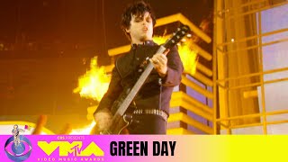 Download lagu Green Day Performs “Boulevard of Broken Dreams” | 2005 Video Music Awards mp3 Download lagu Green Day Performs “Boulevard of Broken Dreams” | 2005 Video Music Awards mp3