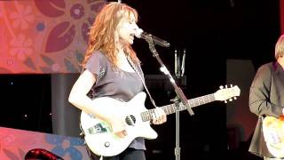 More of Juice Newton performing at Epcot- 4/17/2011