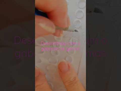 Como desenhar com o gabarito de gemas e o de estrelas