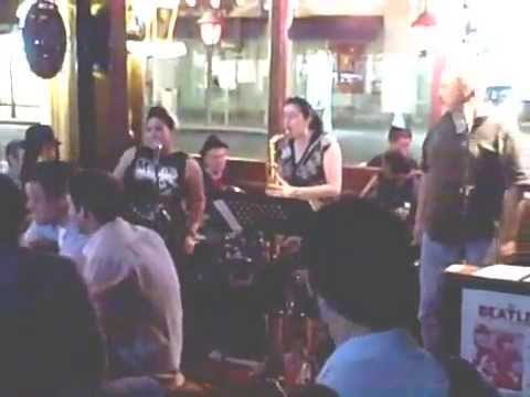 The Brittania Pub Band featuring Lounge O'Rama