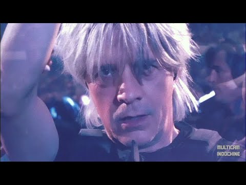 Videoclip de Tes yeux noirs (Central Tour 2022) — Indochine