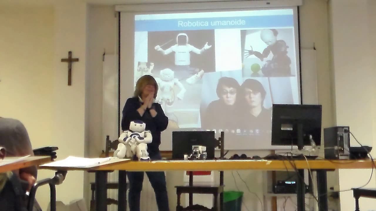 10. Tullia Urschitz - Robotica e intercultura