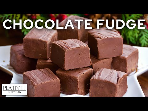 Easy 2 MINUTE Chocolate Fudge | Holiday Favourites