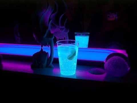 Fatman Scoop ft. Sasha Coca Cola shape