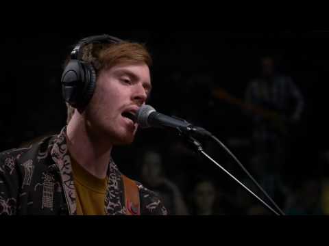 Wild Nothing - A Woman's Wisdom (Live on KEXP)