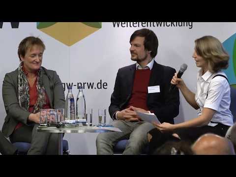 Podiumsdiskussion „Chancen und Herausforderungen der Digitalisierung“ beim NRW-Dialogforum des FGW