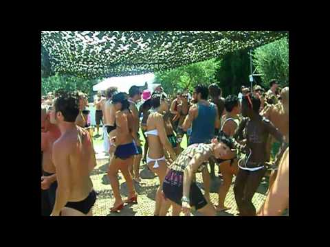 HouseMusicPlay.com 10/07/2011 Rome Pool Party RELOADED @SheratonGolfHotel (3)
