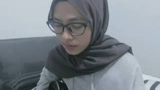 Download lagu Story WA Bebaskan diriku (cover by Feby) mp3