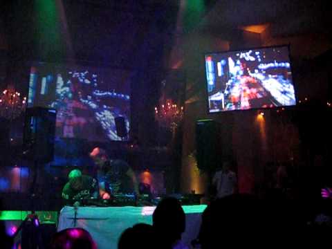 Richard Durand - Into Something