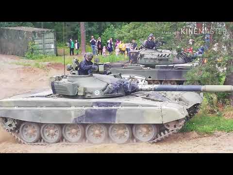 T-72M1 ja T-55 (muuta kuvaa)