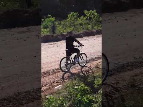 en bicicleta por lugares de Mosconi. #drone #naturaleza #dji #salta #lugares