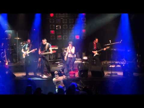 Hit me with your best shot " Vautour Rock "