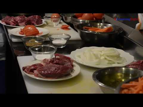 ウイグル料理：「すべてのものを組み合わせたもの (Uyghur Food: 'A Combination of Everything')