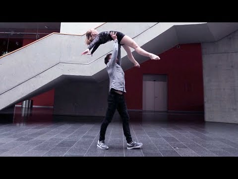 , title : 'Duo Alex & Felice - Trailer Partner Acrobatics meets Breakdance | DDC Entertainment'
