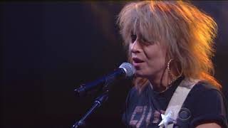 the pretenders /w dan auerbach / holy commotion