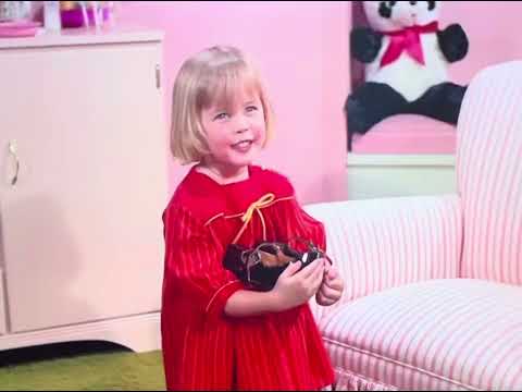 Bewitched | Tabitha levitates her shoes