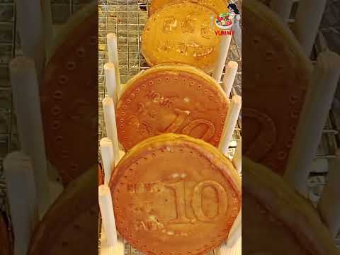 Uma grande variedade de sobremesas tailandesas no festival Sukhothai Loi Krathong.