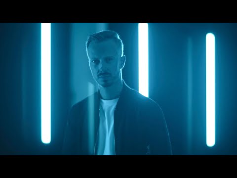 Richard Reynolds - Dreaming (Official Video)