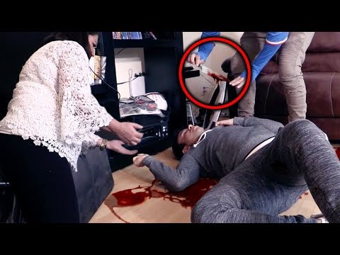 ME ACUCHlLLA Ml HERMANO - BROMA PESADA A MI MAMÁ