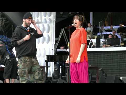 Natalia Niemen: "Dziwny jest ten świat" [festiwal.nto.pl]