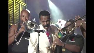 Larry Graham, Parliament Funkadelic perform &quot;I Want to Take You Higher&quot;