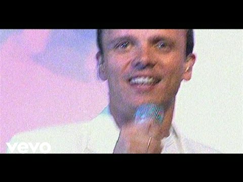 Gigi D'Alessio - Como suena el corazon (Live)