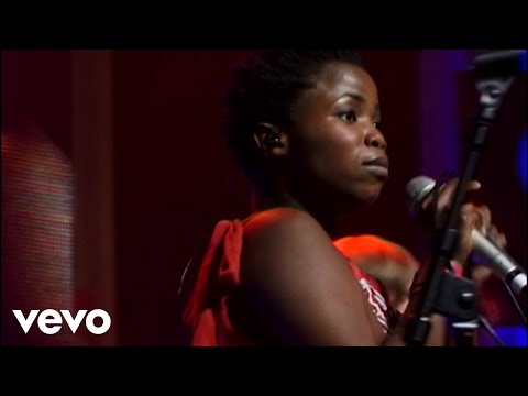 Freshlyground - Manikiniki (Live in Johannesburg at the Sandton Convention Centre, 2008)