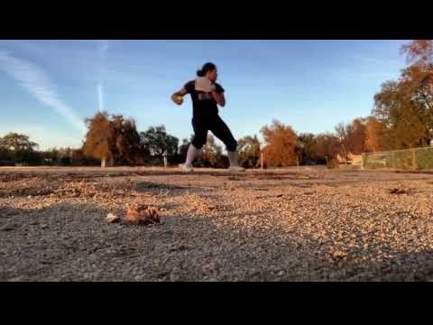 Makayla Freshour 2023// Taking grounder reps at third