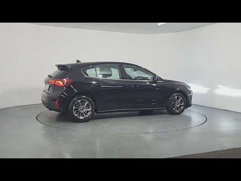 Ford Focus TITANIUM Petrol Manual - Image 2